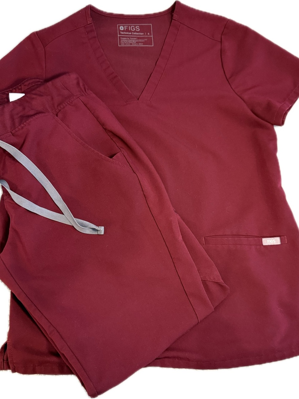 Figs V-Neck Scrub Top and Drawstring Pants in Wine